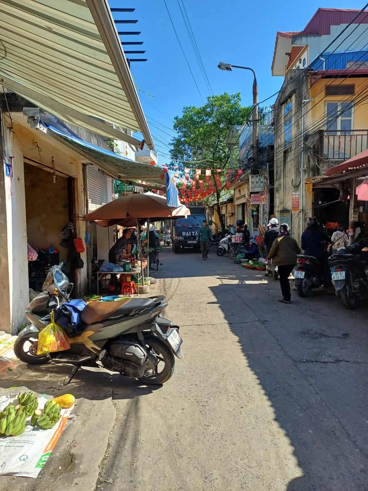 Nhà mặt chợ Trần Nhật Duật, 41m² giá 1.59 tỷ - Kinh doanh đắc lợi!