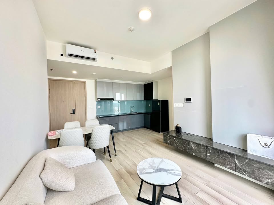 Căn hộ Vinhomes Grand Park Quận 9 72m² giá 11 triệu - Full nội thất hiện đại!