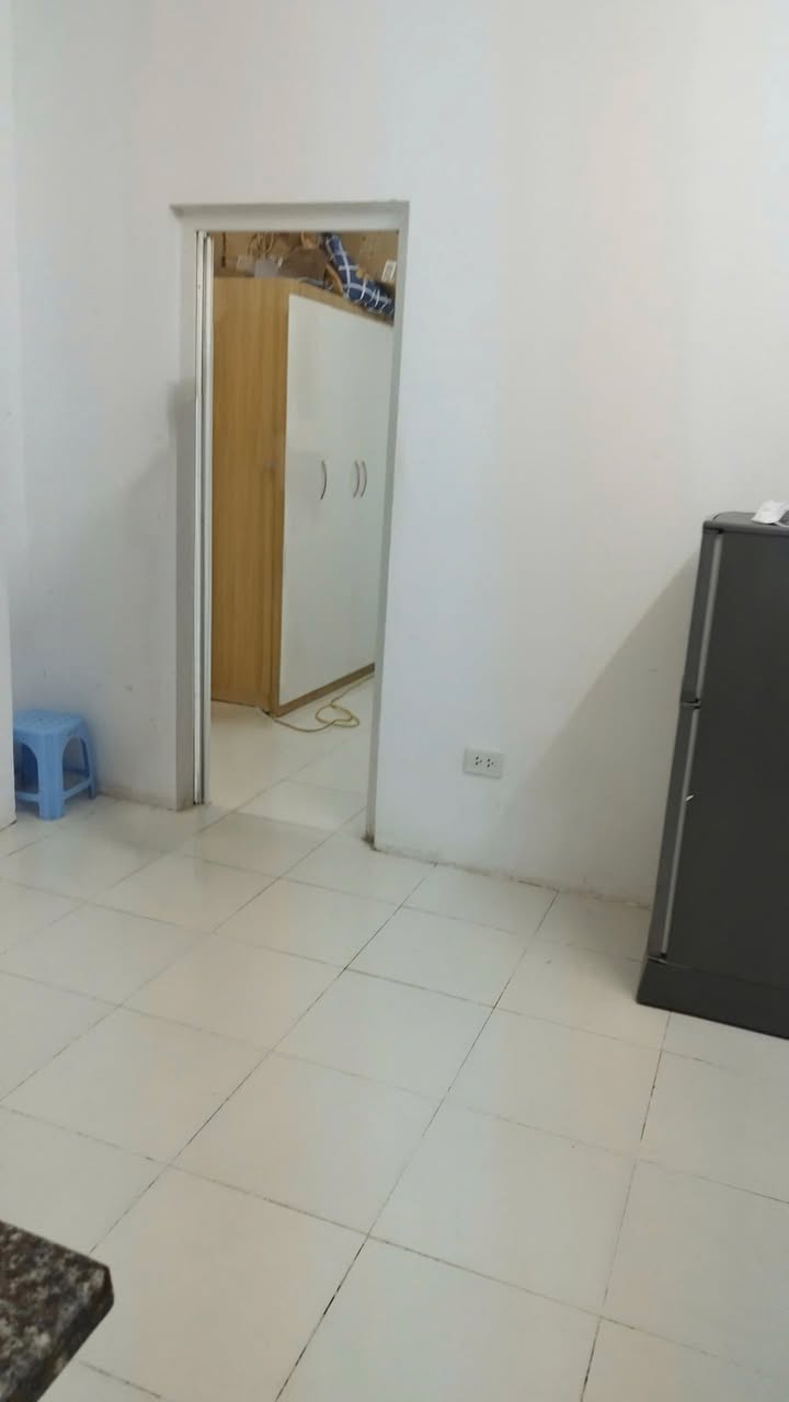 Phòng trọ cho thuê tại Chùa Láng 27m² giá 4 triệu - Tiện nghi đầy đủ, vào ở ngay!