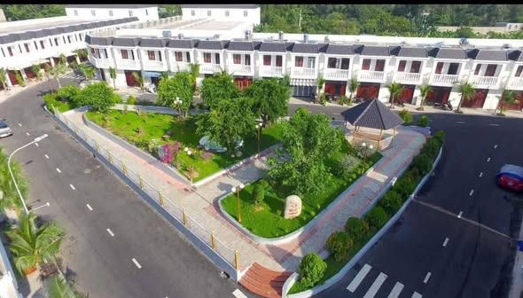 Nhà cho thuê KDC Đức Huy, Dĩ An 70m² giá 8 triệu - An ninh 24/7, vào ở ngay!