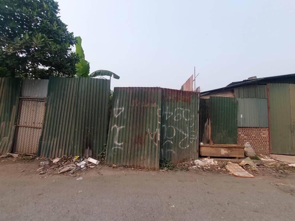 Đất Thạch Cầu Long Biên 100m² giá 1.55 tỷ - Mặt tiền rộng, ô tô tránh nhau!