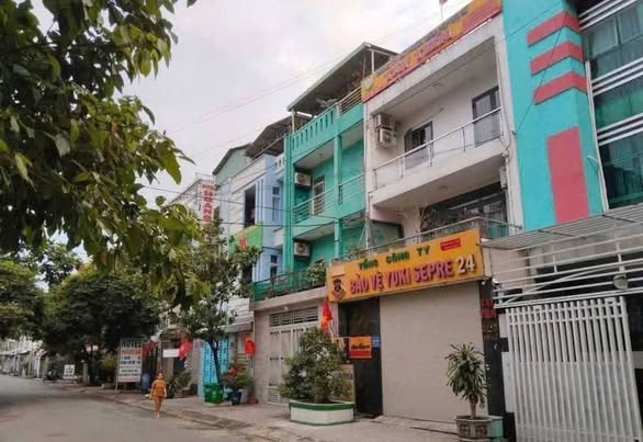 Biệt thự mini 120m² giá 12.5 tỷ - Mặt tiền nhựa, view công viên