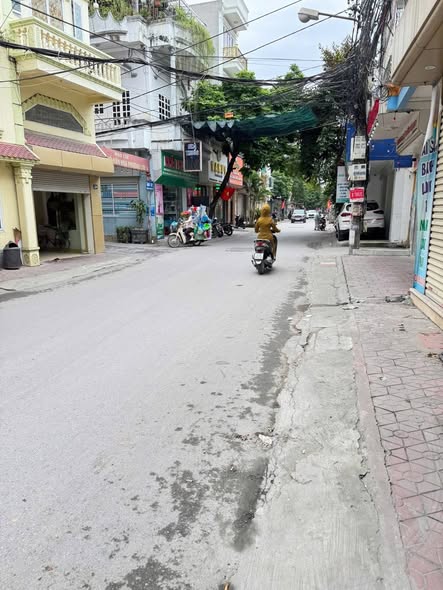 Nhà mặt đường Phương Lưu, Hải Phòng 58m² giá 4.9 tỷ - Lô góc đẹp, chính chủ!