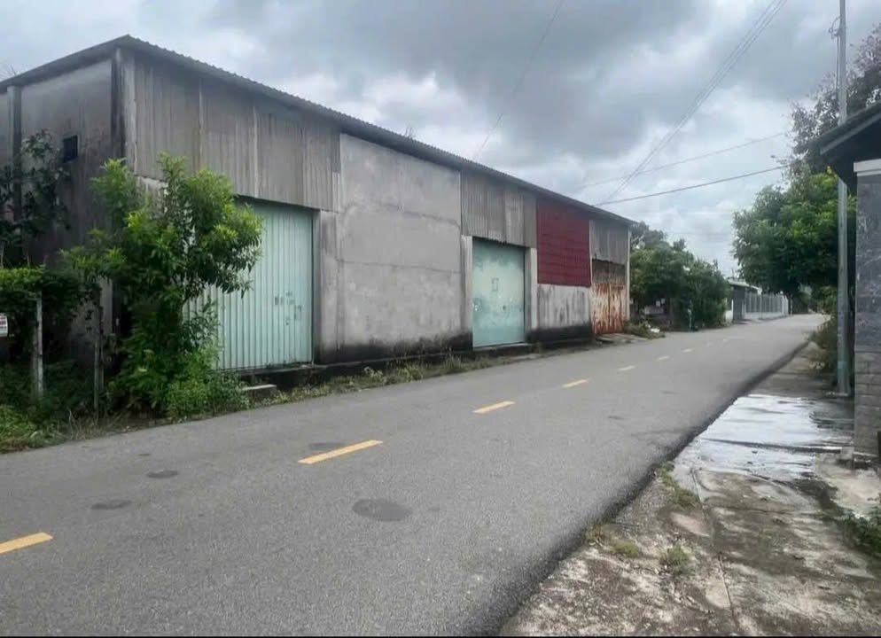 Nhà xưởng mặt đường nhựa số 2 An Nhứt 256m² giá 1.75 tỷ - Khu dân cư đông đúc!