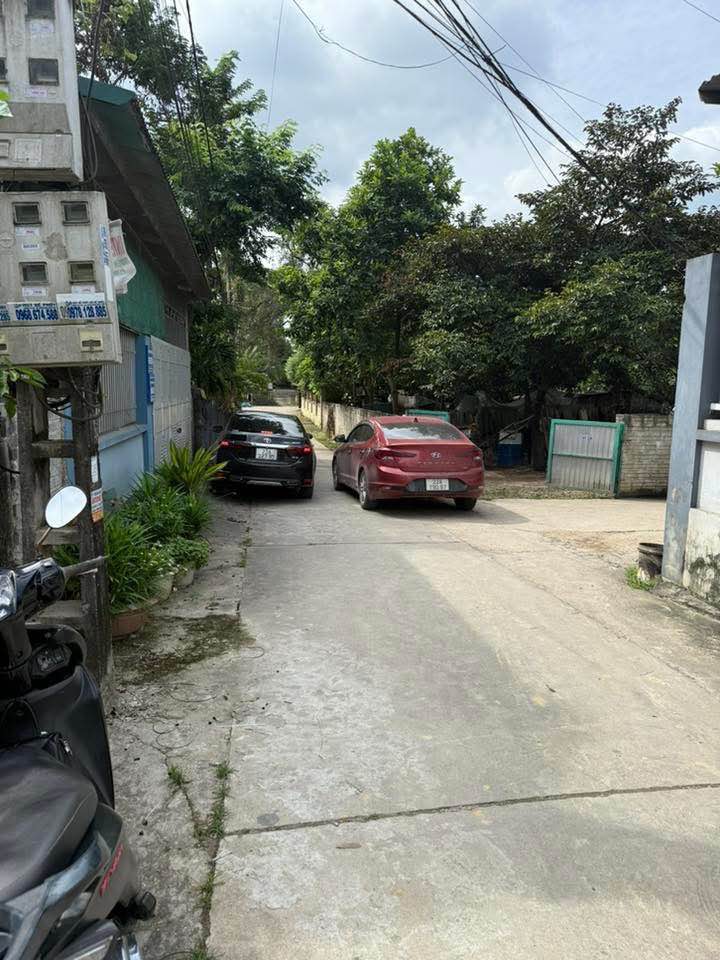 Nhà 3 tầng Tổ 2 Phan Thiết 67.5m² giá 3 tỷ - Vị trí trung tâm thuận lợi!