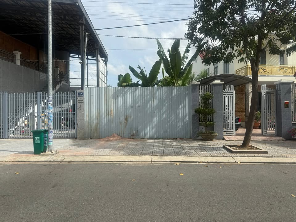 Nhà mặt tiền đường Lê Văn Duyệt, phường Long Toàn, 180m² giá 3 tỷ - Cơ hội đầu tư hấp dẫn!