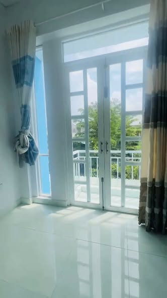 Nhà riêng Hóc Môn 28m² giá chỉ 449 triệu - Chính chủ, không qua cò!