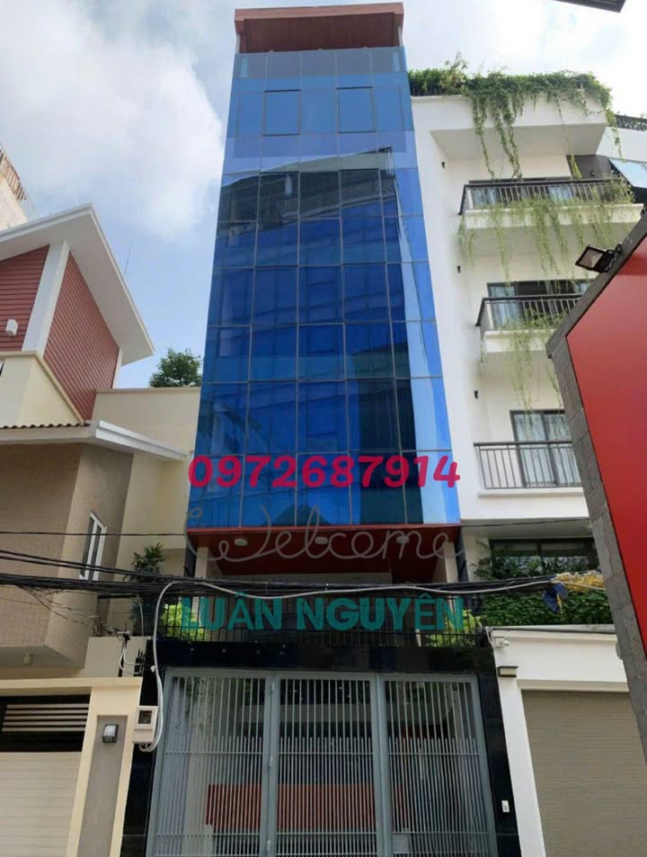 Cho thuê toà nhà Nguyễn Văn Trỗi, Tân Bình 388m² - Thiết kế hiện đại, thang máy tiện lợi!