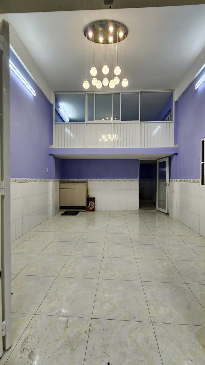 Nhà cho thuê hẻm Ngô Gia Tự Quận 10 36m² giá 14 triệu - Phù hợp cho ở và kinh doanh online!