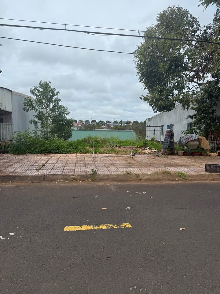 Đất nền tái định cư Đắk Nia 315m² giá 3.65 tỷ - Vị trí đẹp, tiềm năng cao!