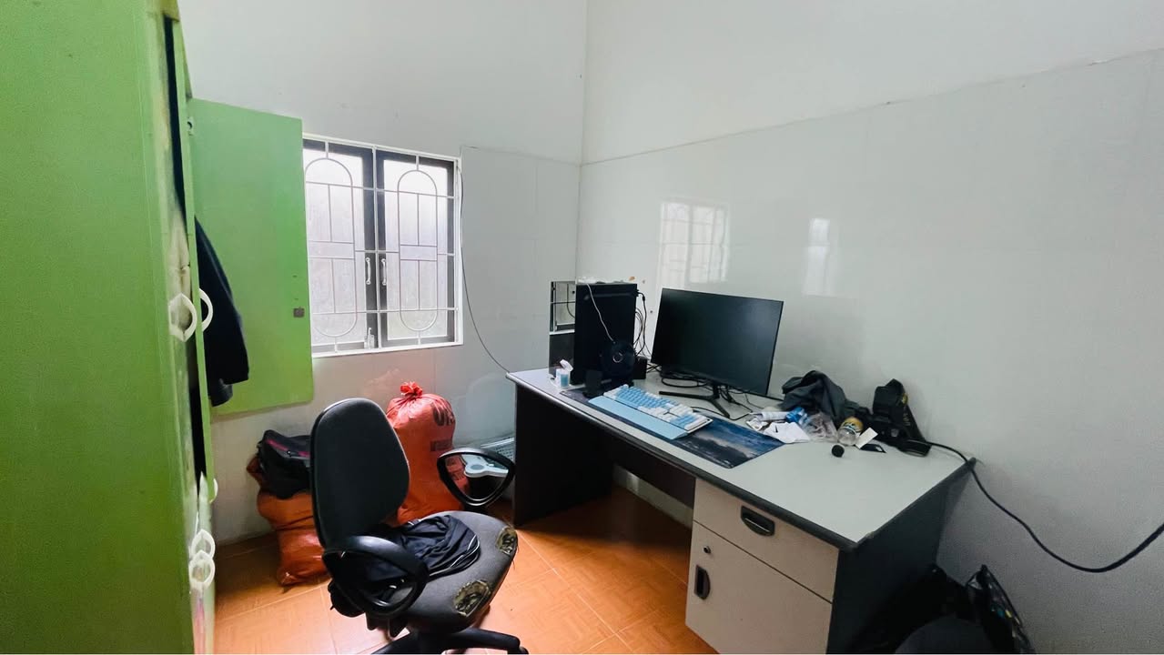 Nhà cấp 4 tổ 13 Quyết Thắng 84m² giá 800 triệu - Không thể bỏ lỡ!