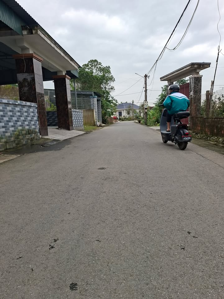 Đất nền phường Đại Nài TP Hà Tĩnh 205m² giá 1.7 tỷ - Hướng Tây Nam, đường nhựa 8m