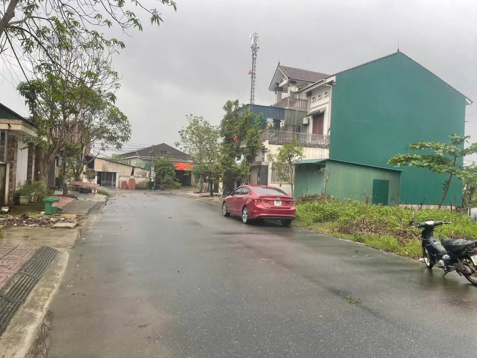 Đất nền Thạch Hưng, TP Hà Tĩnh 162m² giá 3.6 tỷ - Vị trí đẹp, dân trí cao