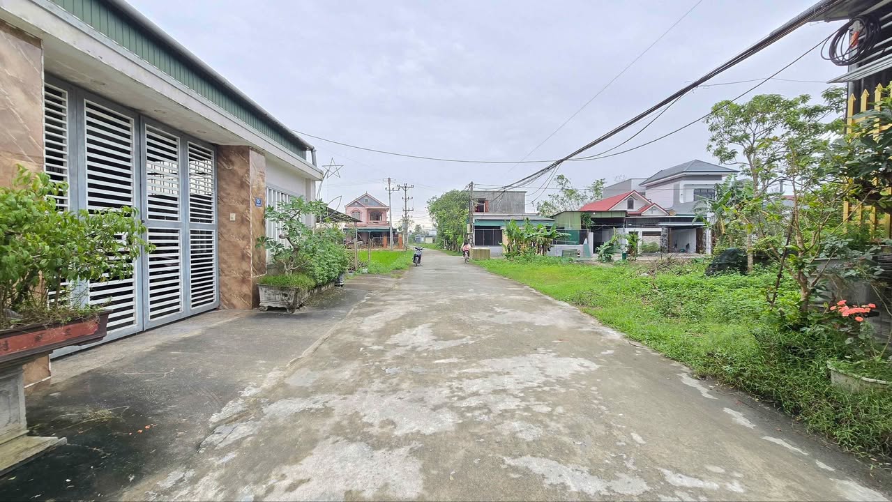 Đất nền góc đẹp TDP Nam Tiến, Thạch Linh 200m² giá 5 tỷ - Đầu tư sinh lời ngay!