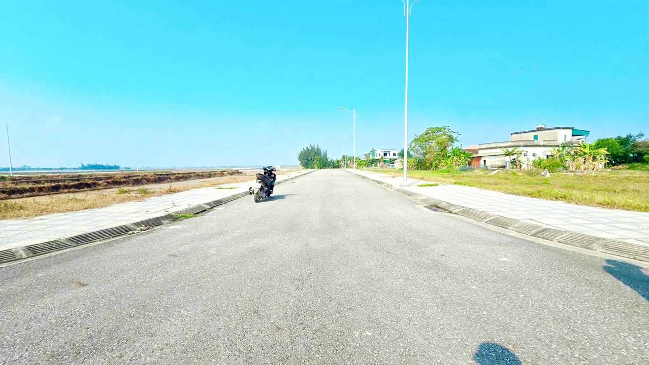 Đất nền Thạch Hạ, Hà Tĩnh 180m² giá 3.1 tỷ - Đầu tư tiềm năng ngay sát đường Ngô Quyền!