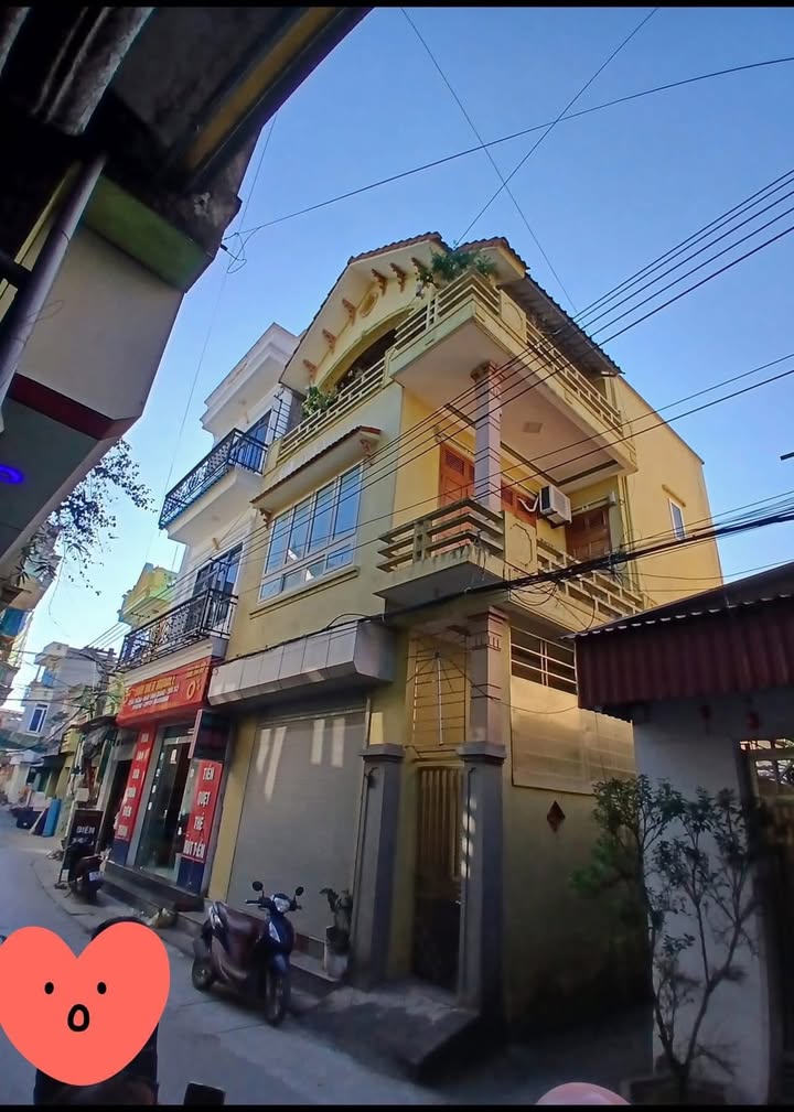 Nhà 3 tầng mặt đường chính Thôn Thành Lập, Ngư Lộc 42m² - Cơ hội vàng cho gia đình bạn!