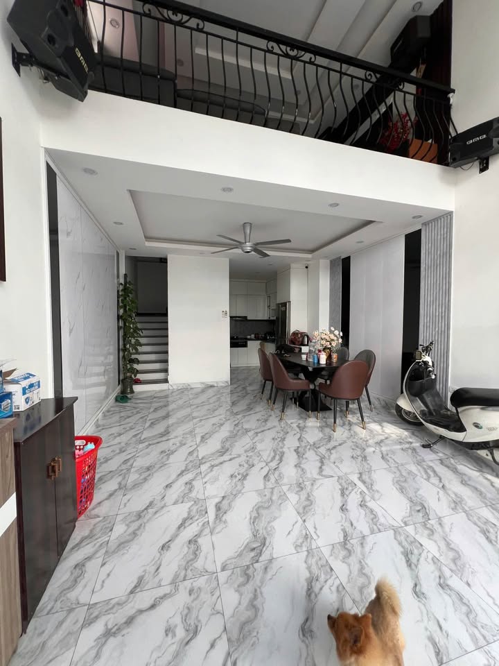 Nhà riêng quận Hồng Bàng 39m² giá 5.2 tỷ - Sổ đỏ chính chủ, vào ở ngay!