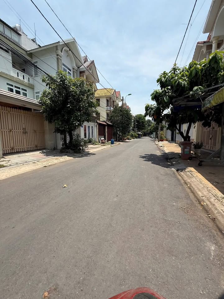 Nhà mặt tiền cho thuê tại Hiệp Phú, Thủ Đức - Diện tích 200m², giá 13 triệu/tháng