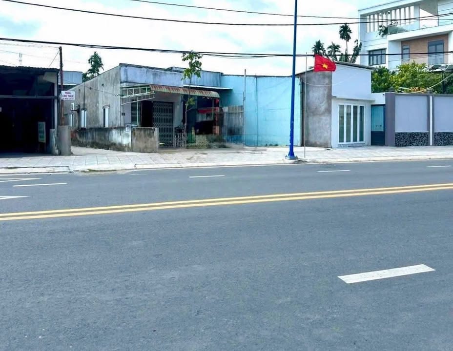 Nhà trệt mặt tiền đường Hoàng Quốc Việt, phường An Bình, Cần Thơ 70m² giá 5.699 tỷ - Vị trí đắc địa, thương lượng tốt!