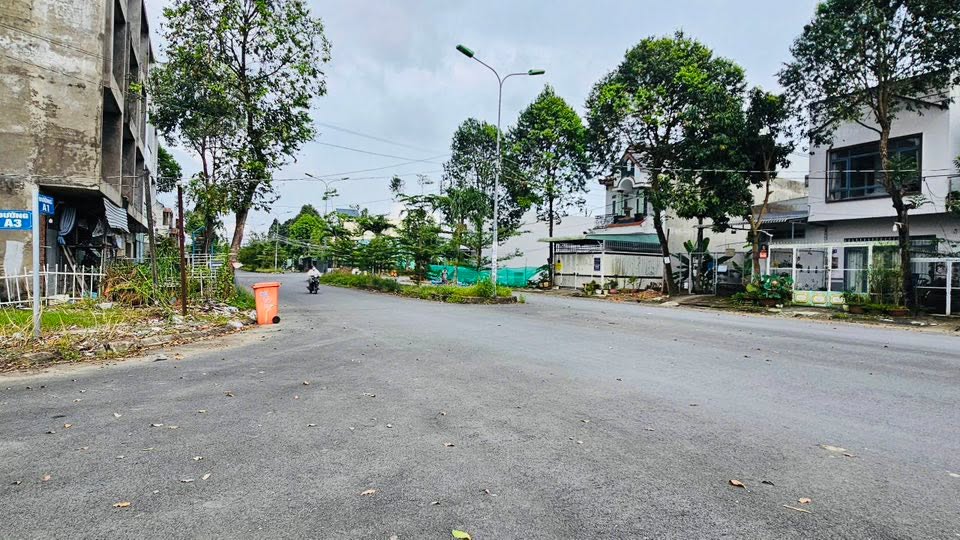 Đất nền KDC Thiên Lộc Cần Thơ 100m² giá 2.2 tỷ - Hướng Tây Bắc, sổ hồng chính chủ!