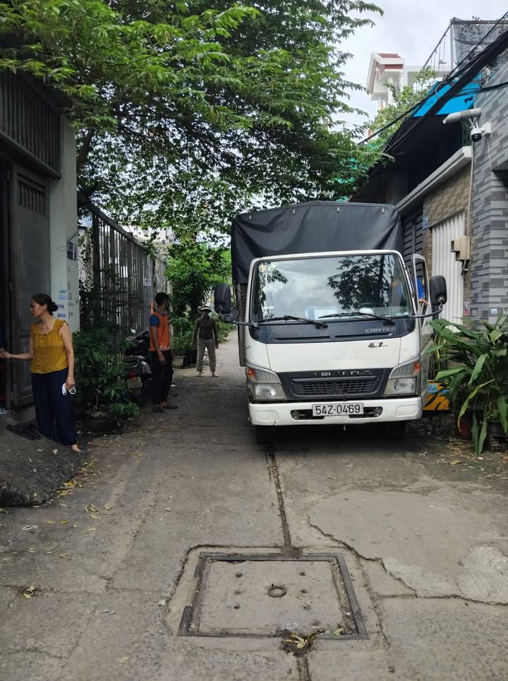 Nhà phố Phạm Đăng Giảng, Bình Tân 64m² giá 4.8 tỷ - Vị trí đẹp, sẵn sàng ở ngay!