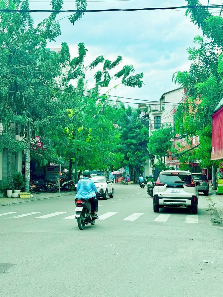 FrontHouse Nguyễn Phúc Chu, quận Tân Bình, 100m² - Mặt tiền kinh doanh tuyệt vời!