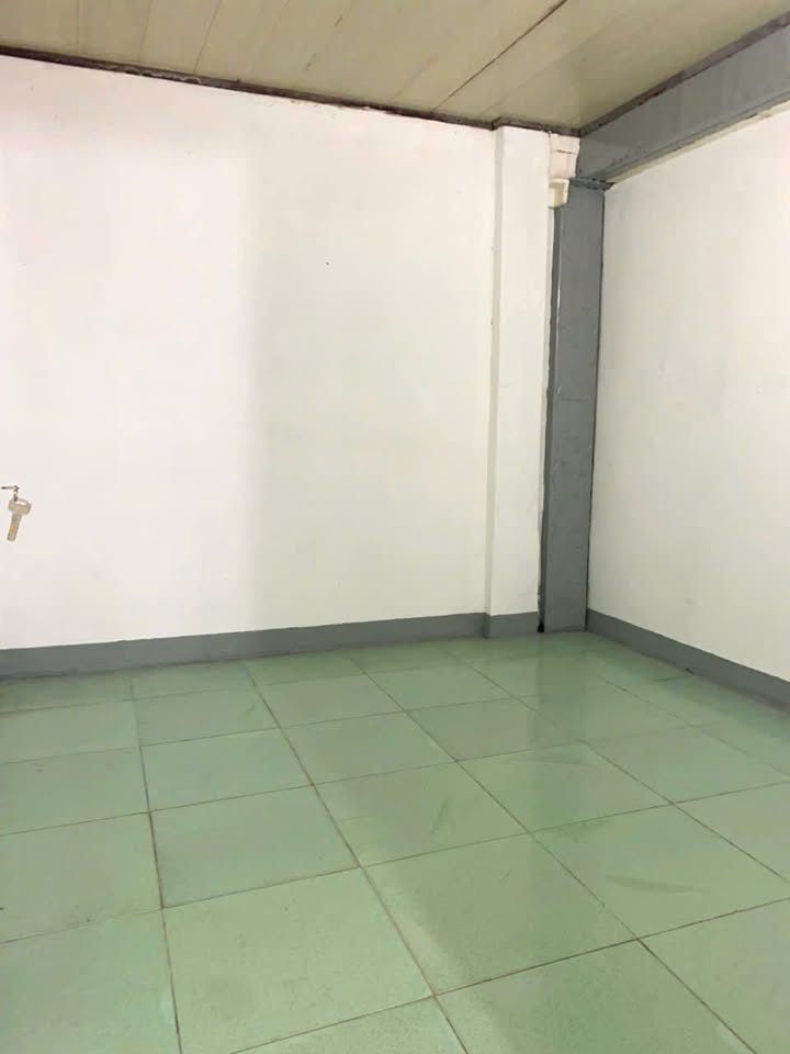 Nhà nguyên căn quận Tân Bình 76m² giá 9.5 triệu - Phù hợp cho gia đình hoặc kinh doanh!