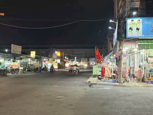 Nhà mặt tiền kinh doanh phường Bình Hòa, 150m² giá chỉ 5.65 tỷ - Đầu tư sinh lời ngay!