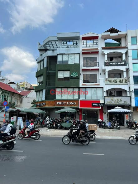 Cho thuê mặt tiền Trần Hưng Đạo, Quận 5, 64m² - Kinh doanh đa ngành lý tưởng!