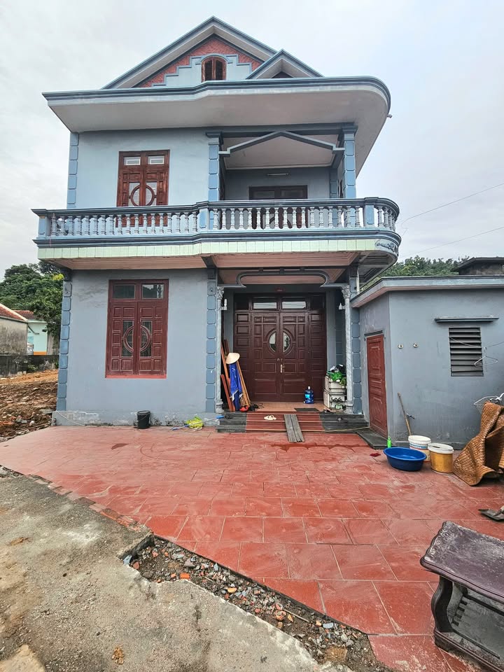 Nhà phố Cẩm Đông 118m² giá 1.55 tỷ - Sẵn sàng vào ở ngay!