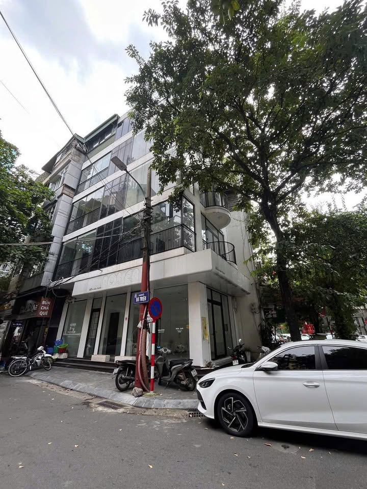 Mặt bằng kinh doanh cho thuê đường Lê Văn Lương, Thanh Xuân 184m² - Cơ hội vàng cho doanh nghiệp!