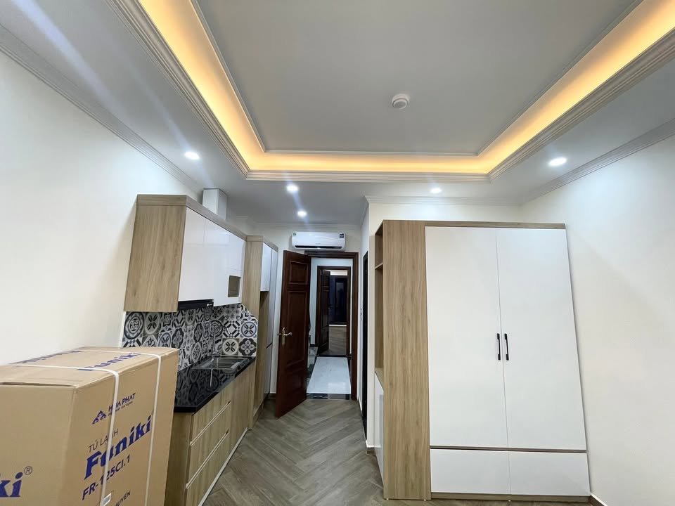 Nhà nhỏ cho thuê tại Ngọc Khánh, 25m² - An ninh đảm bảo, nội thất đầy đủ!