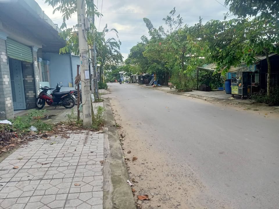 Đất mặt tiền Huỳnh Thị Mài, xã Tân Hiệp, Hóc Môn 290m² giá 9.5 tỷ - Cơ hội đầu tư hấp dẫn!