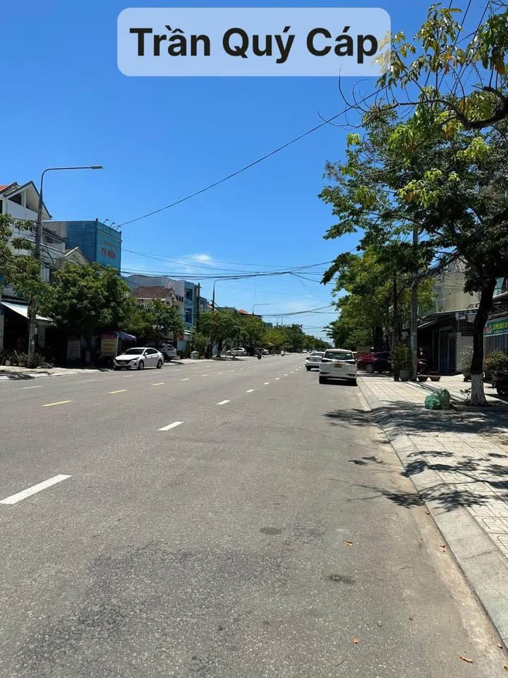 Nhà 2 tầng mặt tiền đường Trần Quý Cáp, Tam Kỳ, 121m² - Vị trí đẹp, kinh doanh thuận lợi!