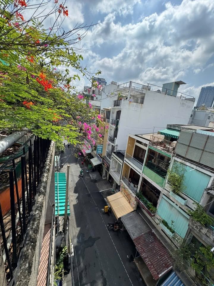 Nhà phố Nguyễn Thiện Thuật, Quận 3, 88m² giá 30 tỷ - Hẻm ô tô vào nhà!