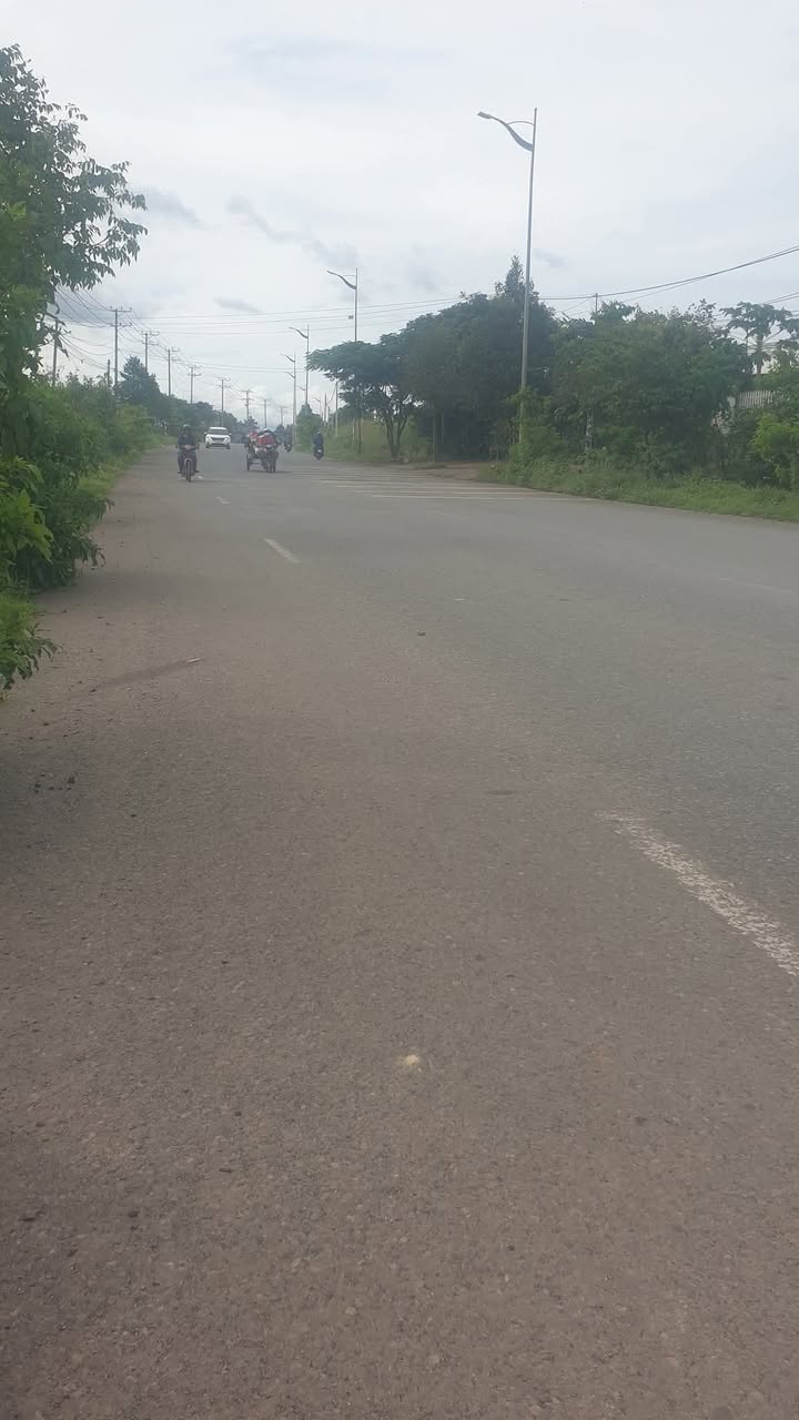 Đất nền mặt tiền đường Đá Bạc, Châu Đức, 195m² - Giá chỉ 1.15 tỷ!