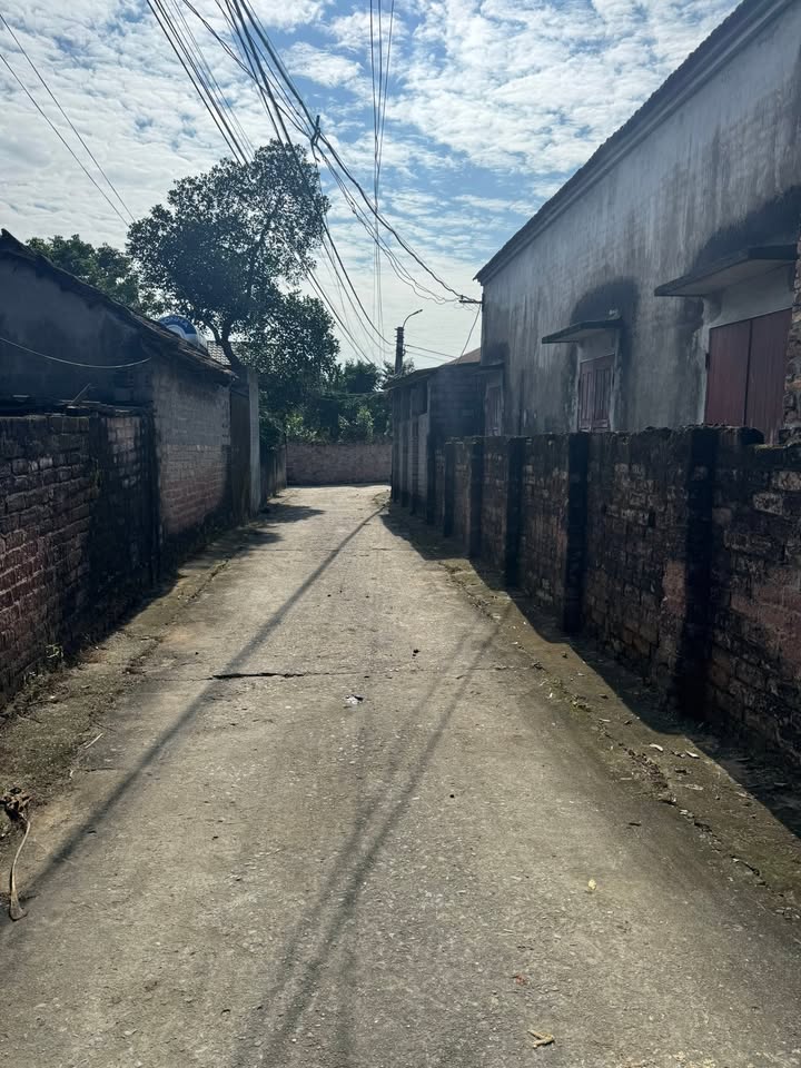 Đất nền Tùng Thiện Sơn Tây 89m² giá 1 tỷ - Đường thông xe ô tô thuận tiện!