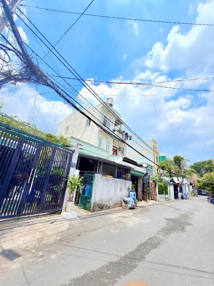 Lô đất Thủ Đức 100m² giá 7 tỷ - Pháp lý sổ hồng chính chủ, đầu tư sinh lời cao!