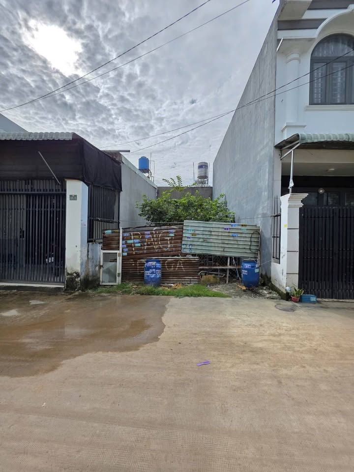 Đất nền Bình Chuẩn 62,5m² giá 2.35 tỷ - Sổ hồng riêng, gần trường học!