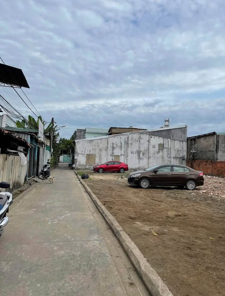 Đất nền Phú Thọ Thủ Dầu Một 76m² giá 1.6 tỷ - Đường bê tông 3m thuận tiện!