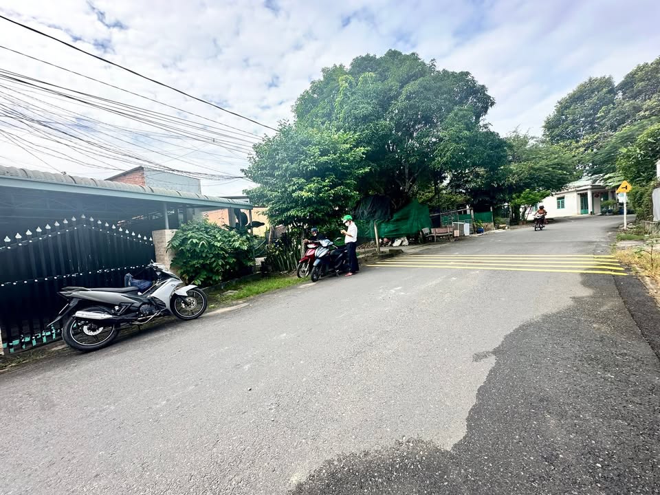 Nhà Tương Bình Hiệp Thủ Dầu Một 120m² giá 2.35 tỷ - Đầu tư sinh lời ngay!