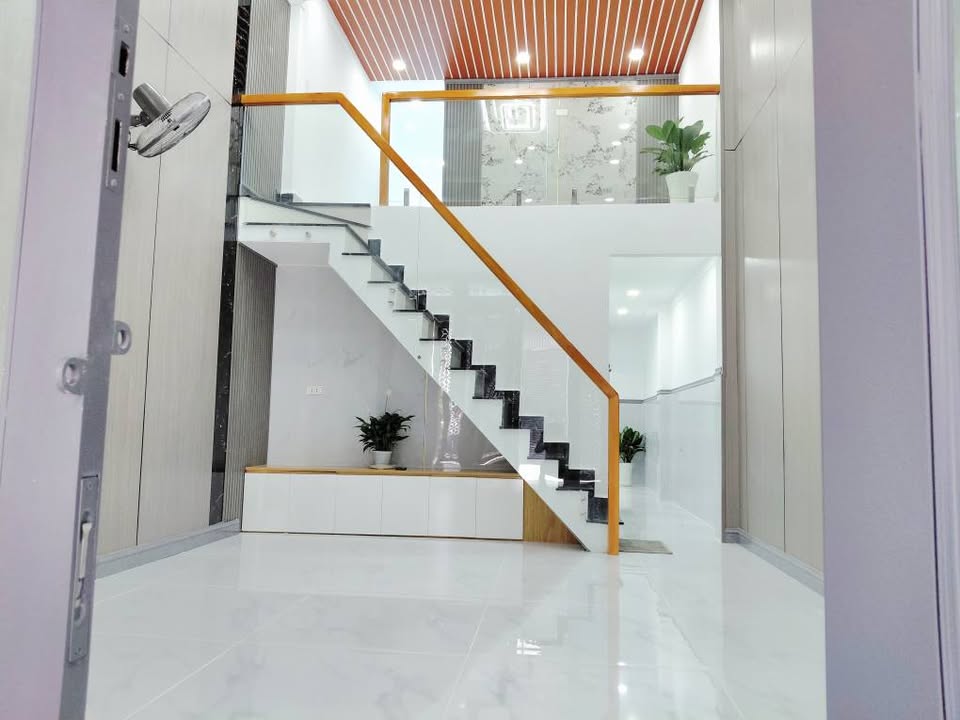 Nhà riêng Hiệp Thành, Q12, 56m² giá chỉ 4 tỷ - Khu vực an ninh, tiện ích đầy đủ!