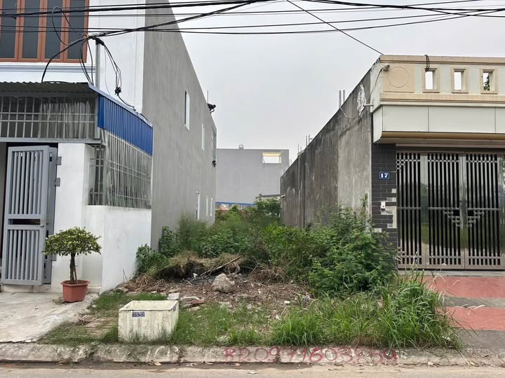 Đất Bạch Mai, Đồng Thái 98m² giá 4.1 tỷ - Ô tô đỗ cửa, giao thông thuận lợi!