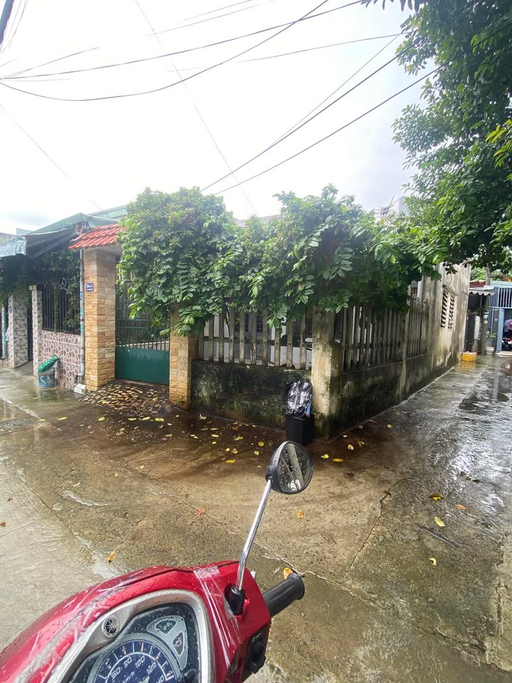 Nhà cấp 4 góc 96m² tại Đông Phước, Cẩm Lệ - Giá chỉ 3.84 tỷ, sẵn sàng giao dịch!