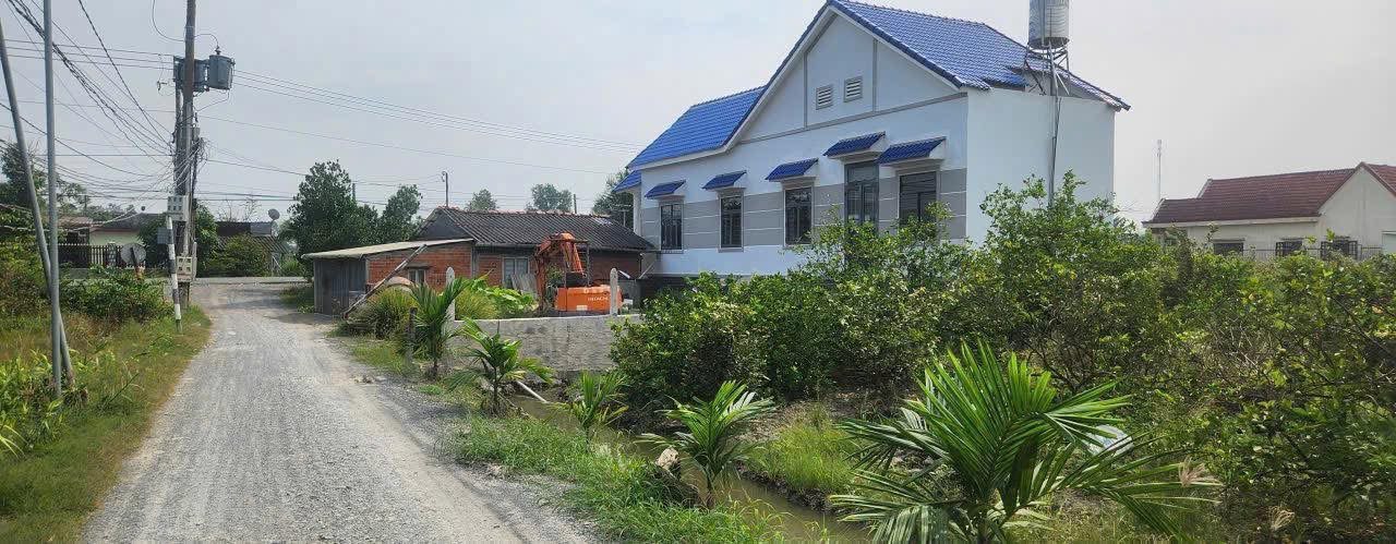 Đất nền Thạnh Hòa, Bến Lức 2600m² giá 2.45 tỷ - Đầu tư sinh lời ngay!