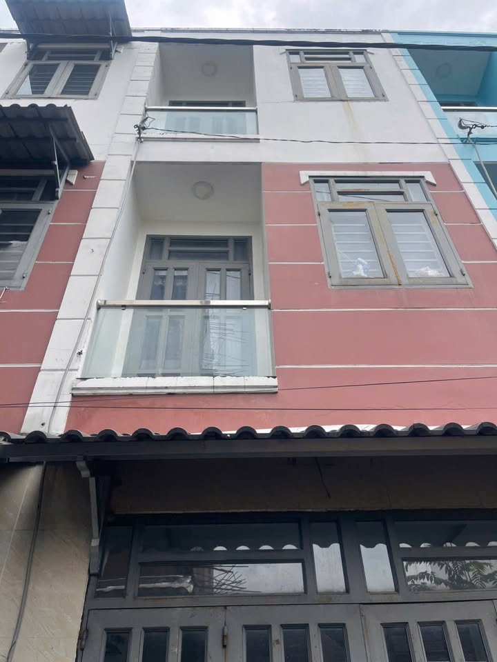 Nhà phố Thạnh Xuân 43, Quận 12, 28m² giá 1.55 tỷ - Chính chủ bán gấp!