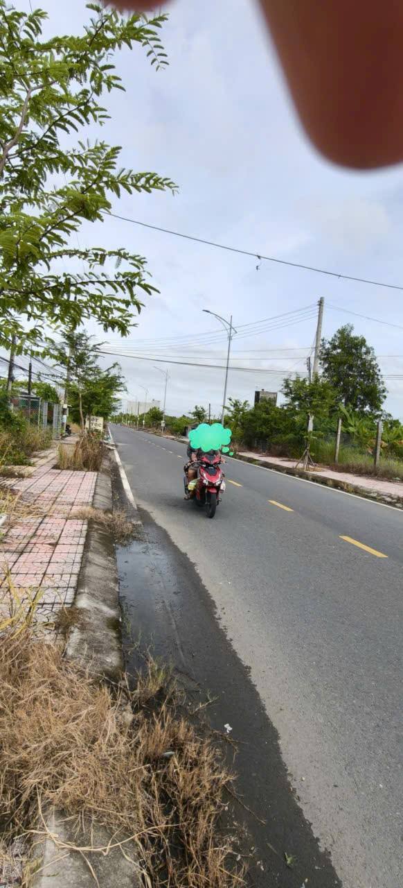 Đất nền mặt tiền đường Lò Rèn, Bạc Liêu 152m² giá 650 triệu - Thương lượng chính chủ!