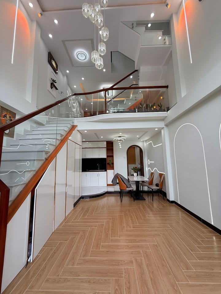 Nhà đẹp phường 6, TP. Mỹ Tho 45m² giá 2.45 tỷ - Ô tô vào tận cửa!