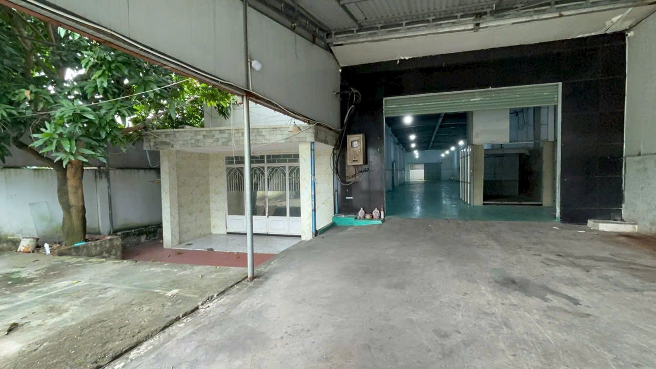 Bán xưởng mặt tiền đường Trần Văn Giàu, xã Lê Minh Xuân, 800m² - Giá thương lượng hấp dẫn!