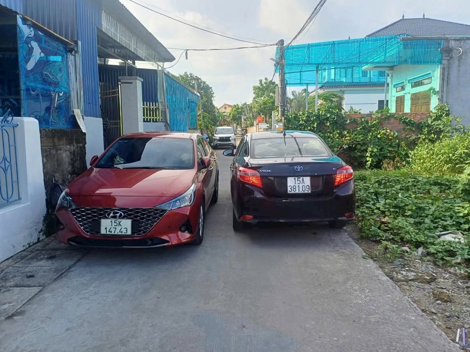 Đất nền mặt đường thôn Lê Ích Mộc 60m² giá chỉ 1 tỷ - Kinh doanh thuận lợi!